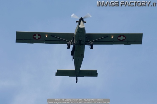 2005-07-16 Lugano Airshow 677 - Incursori Paracadutisti